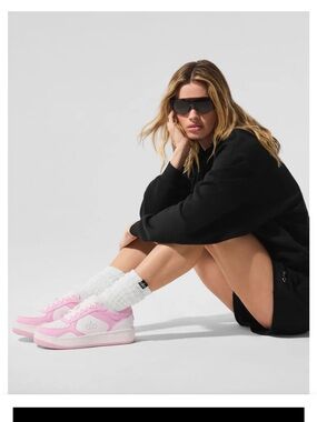 ALO Recovery Mode Sneakers Pink and White Size W9 - New!